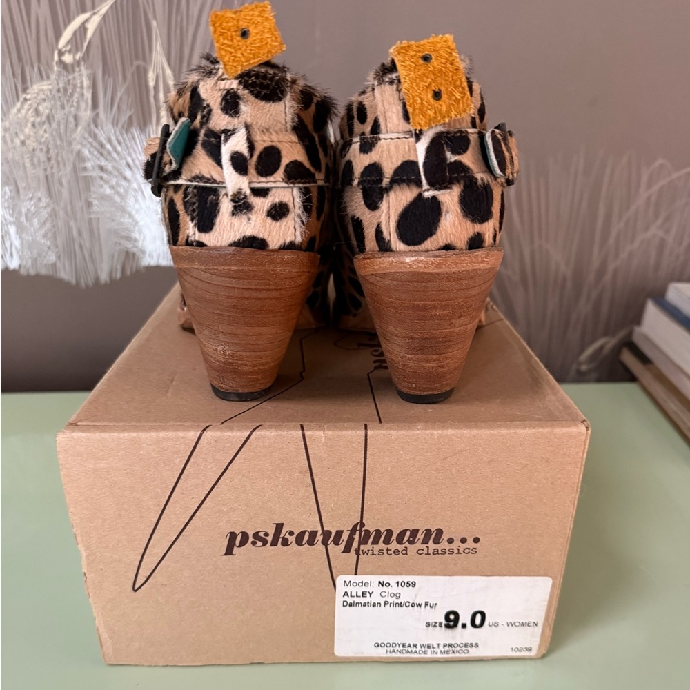 pskaufman Alley Clog Dalmatian Print Cow Fur clog ankle boots - Picture 4 of 5